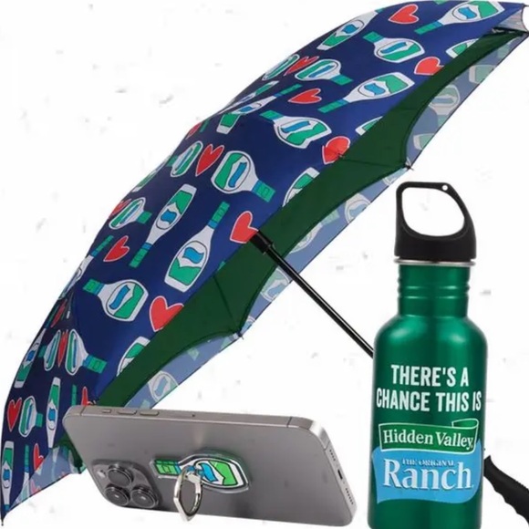 Brand New Hidden Valley Ranch Umbrella - Peace.Love.Ranch. - Picture 5 of 6